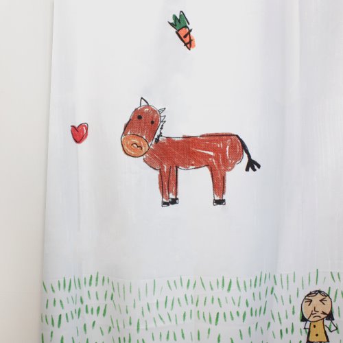 [drawing AMY] Funny Horse Curtain